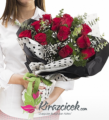 11 Adet Gül Buketi